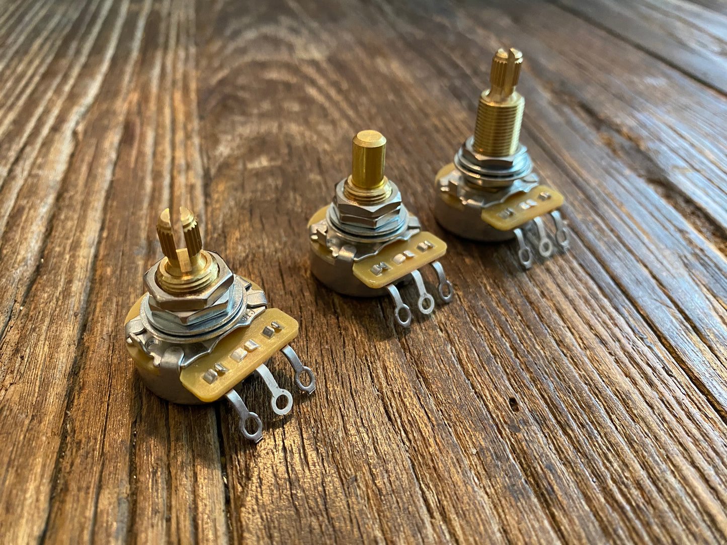 WD Music Custom Audio Taper Potentiometers