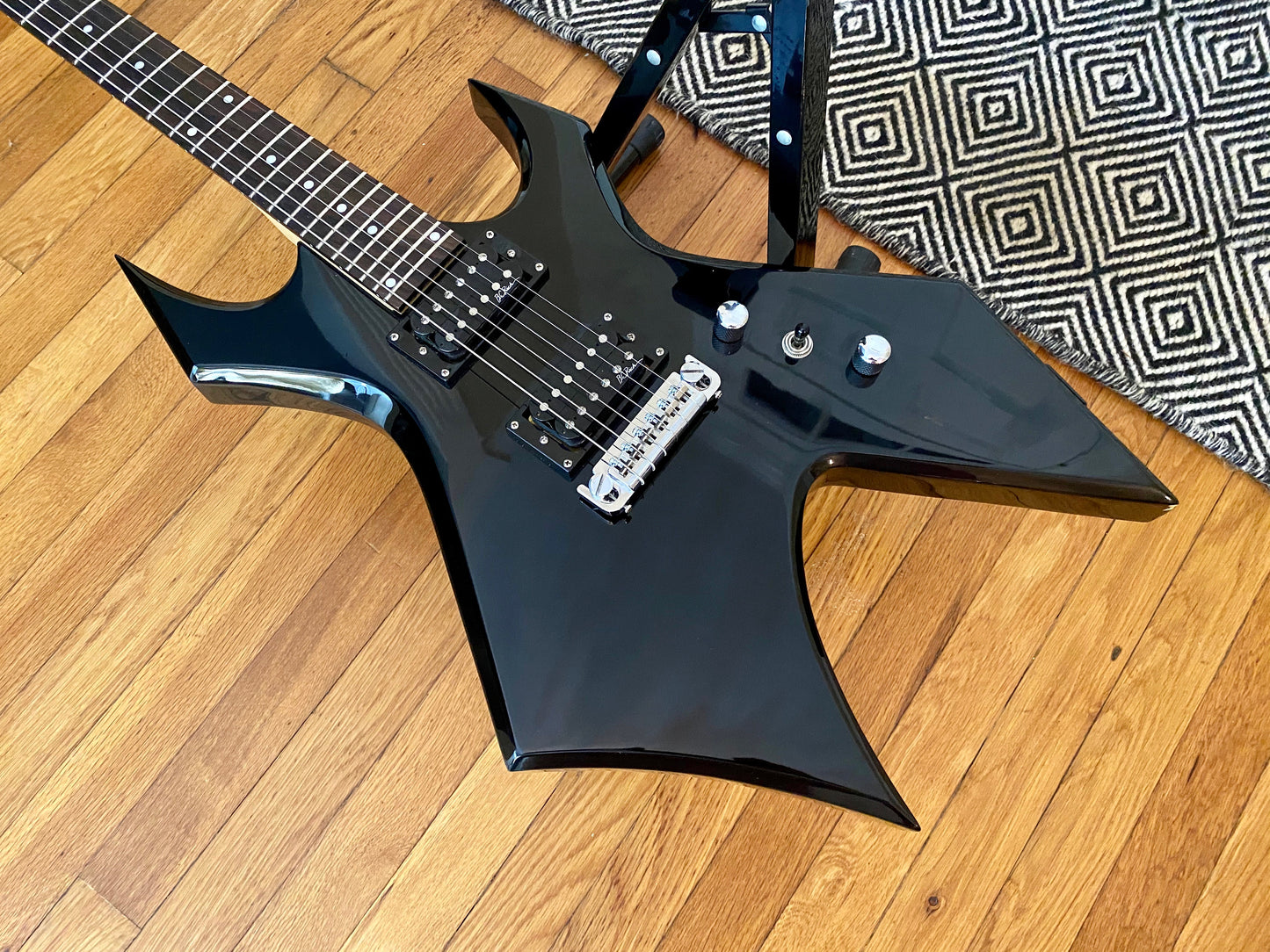 B.C. Rich Warlock | Black, Very Clean, Plays Great