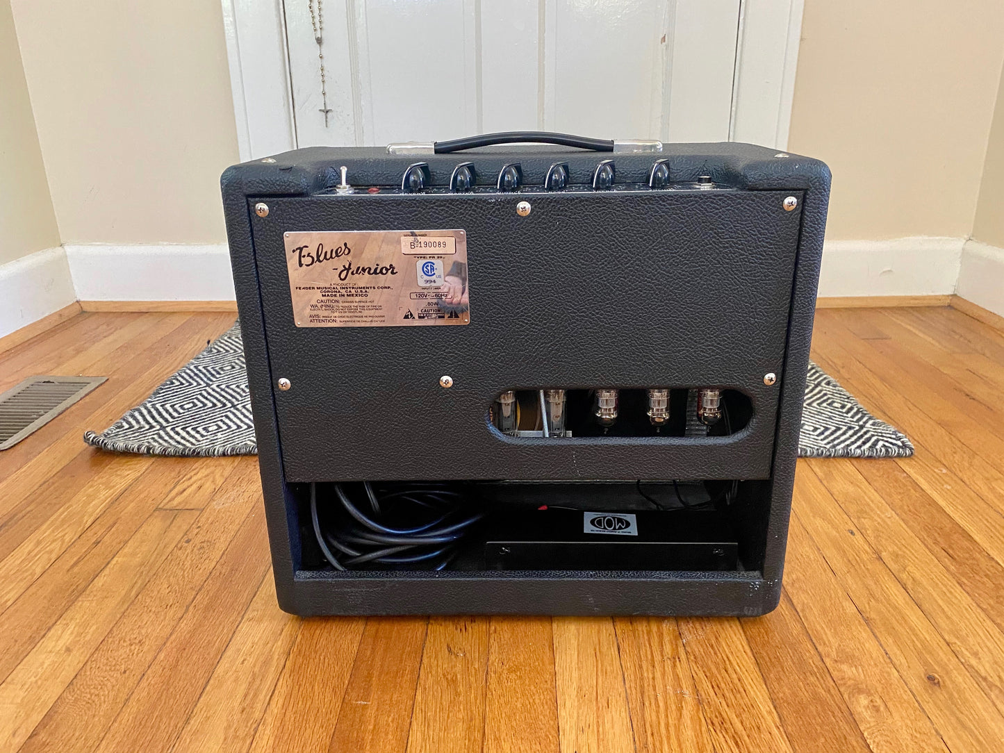 Fender Blues Junior | Very Clean, Sounds Great, New MOD Reverb Tank, Foot Switch