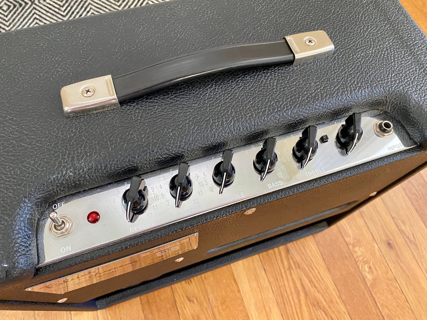 Fender Blues Junior | Very Clean, Sounds Great, New MOD Reverb Tank, Foot Switch