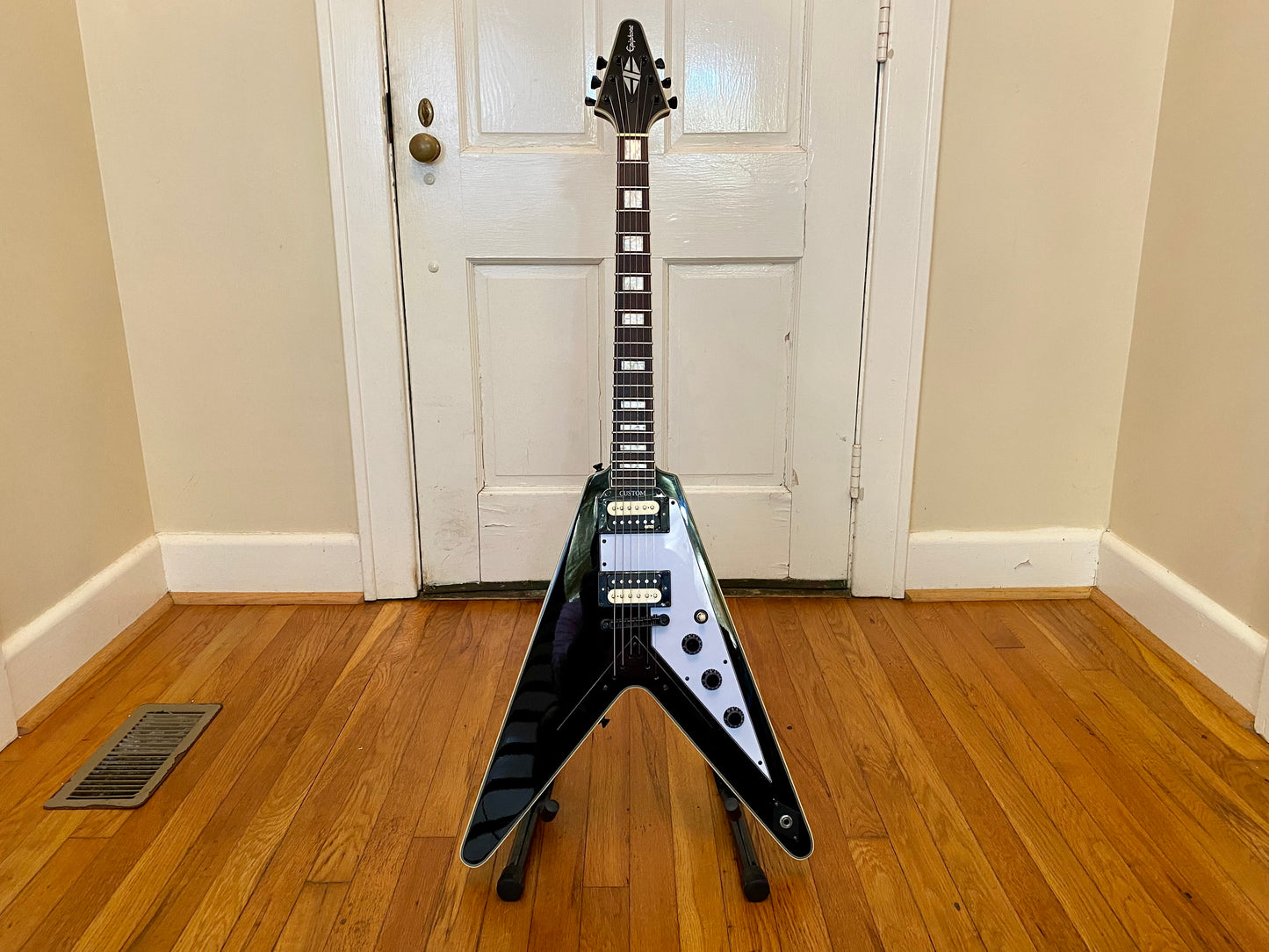 2015 Limited Edition Flying V Custom Block Inlays | Super Clean EMG Hot 70s Set