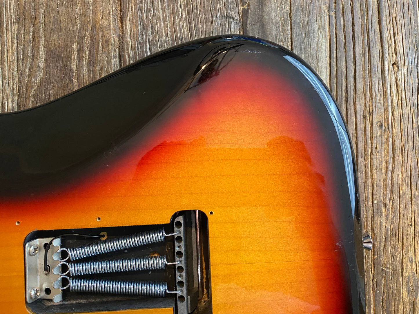 2007 Vintage Modified 60s Stratocaster Body + Hardware | 3-Tone Sunburst