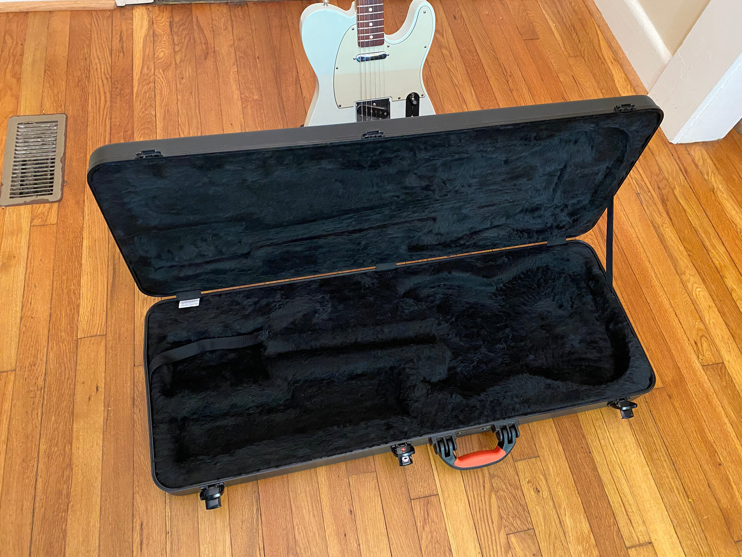 2018 Classic Player 60s Baja Telecaster | Sonic Blue | Fender Hard Case, Super Clean