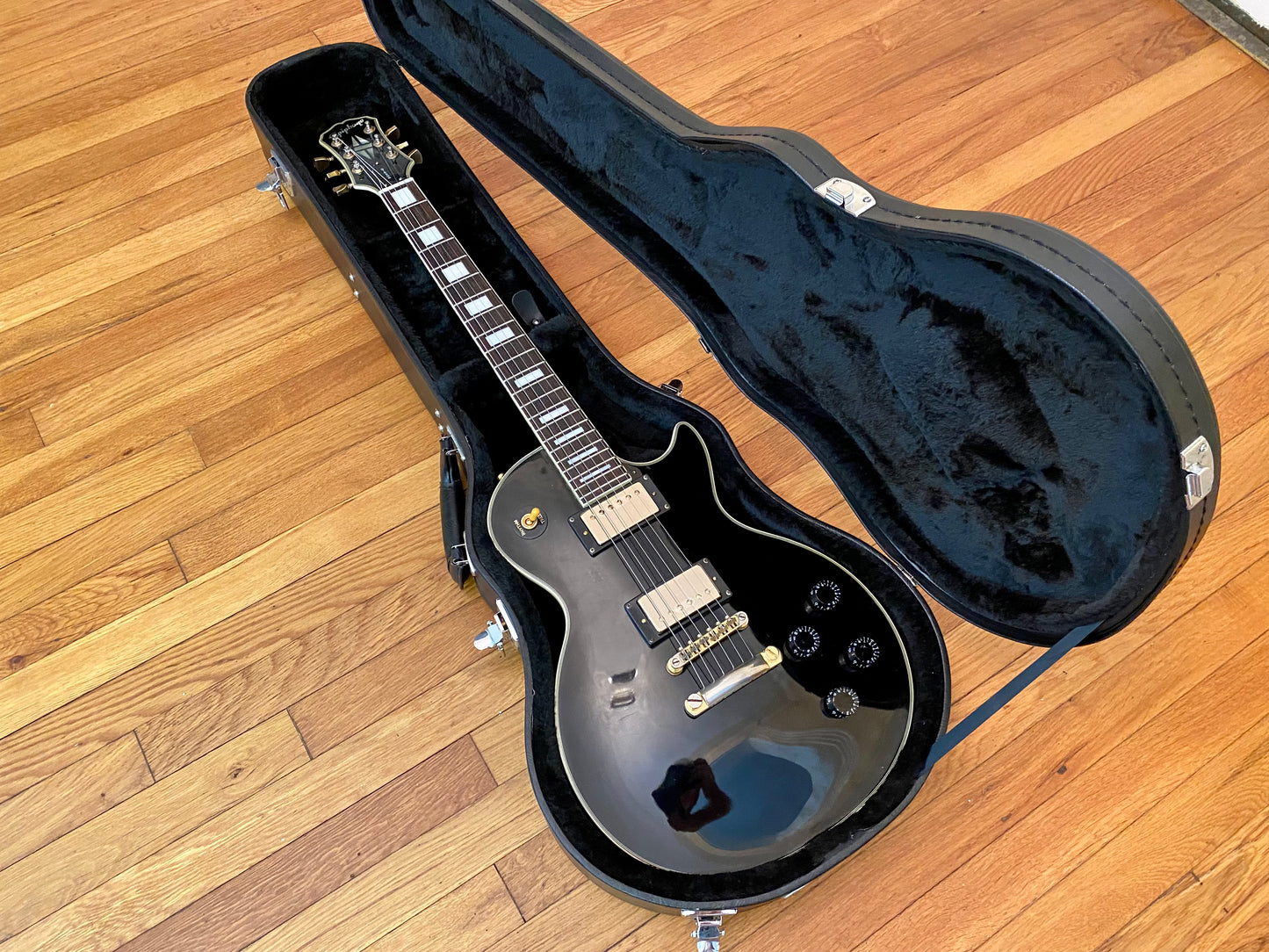 Pristine Upgrades | 1999 Epiphone Les Paul Custom | Fresh Full Setup, Plays and Sounds Fantastic